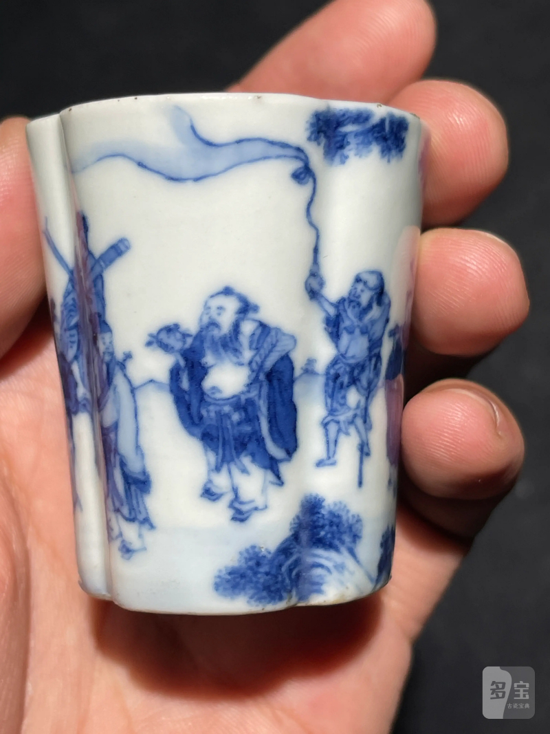 清乾隆 青花八仙人物纹海棠杯 - 图8